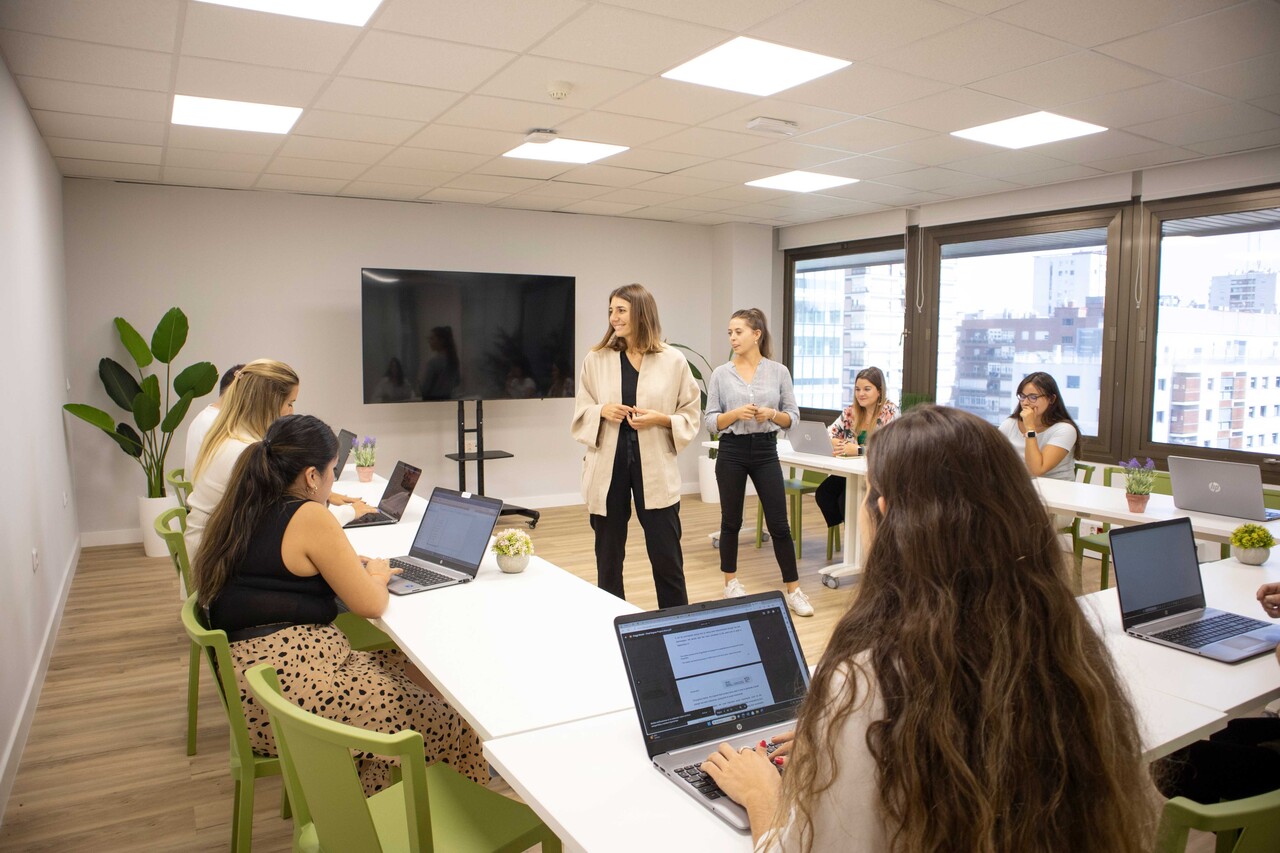 Salas para talleres y seminarios