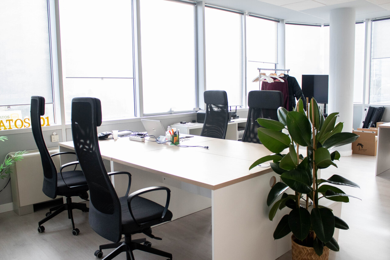Private office in Manoteras