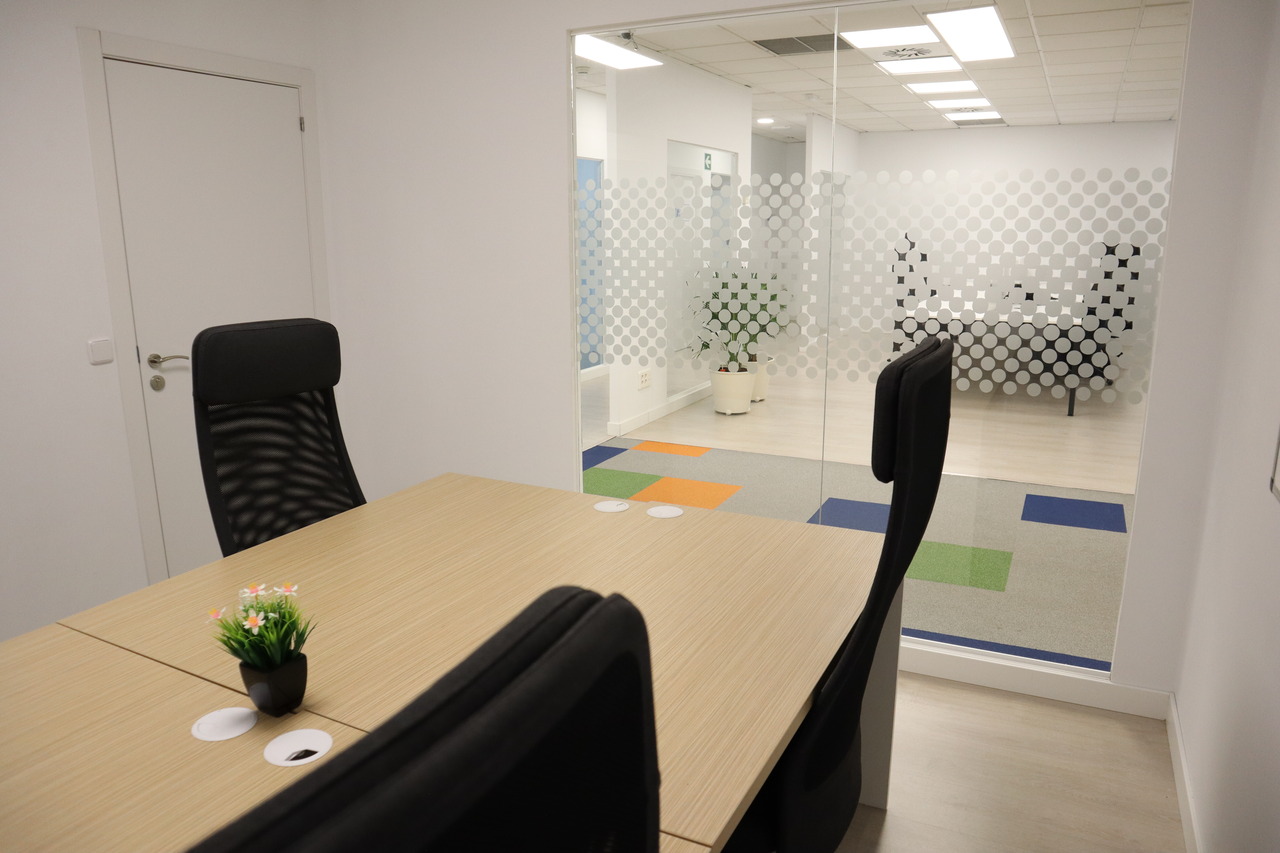 Cink Coworking Manoteras - oficina
