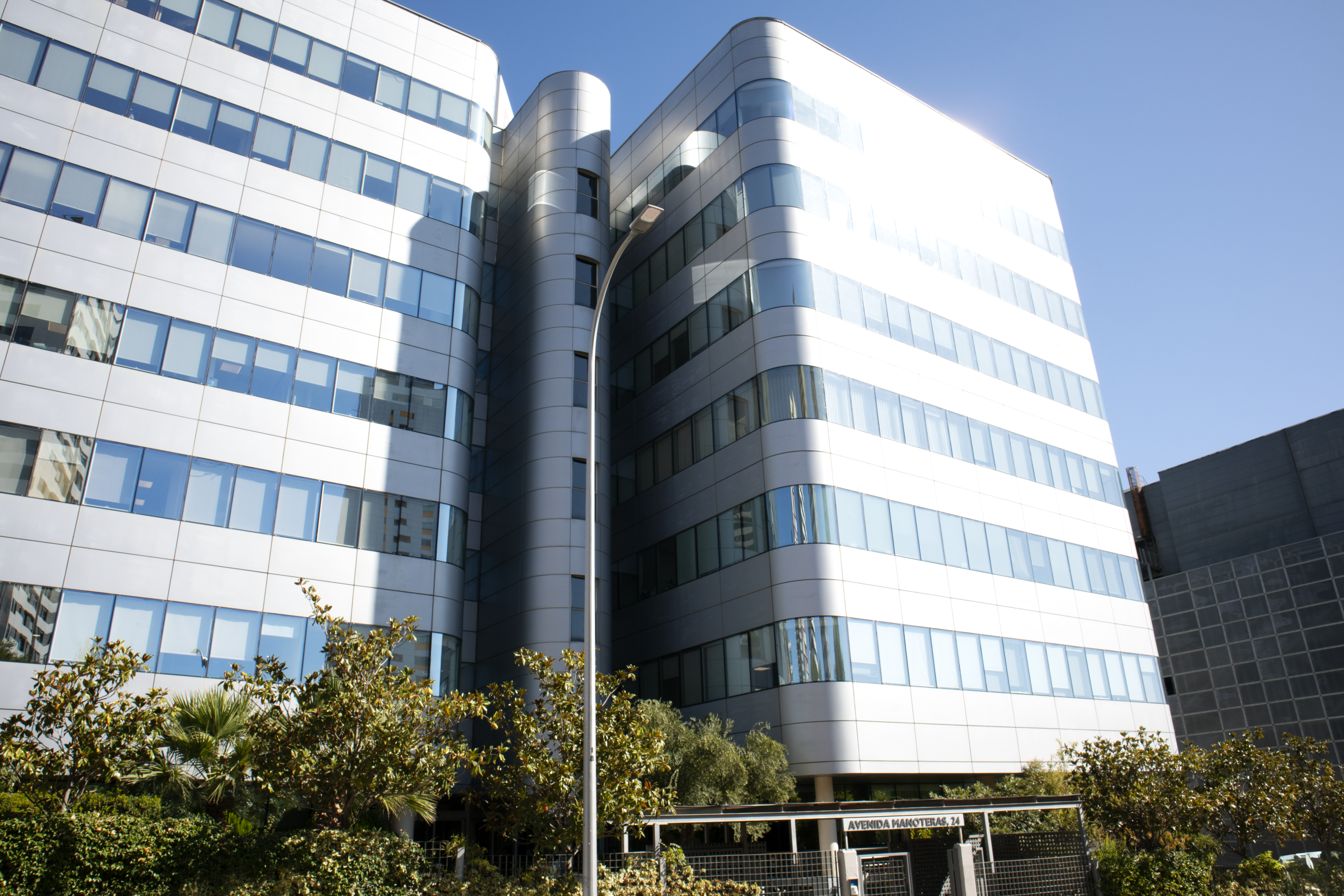 Corporate and tax domicile